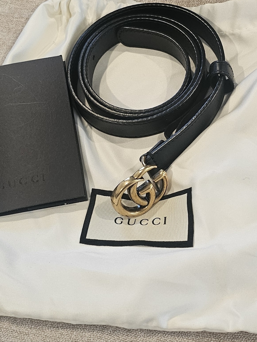 Gucci Marmot Black Leather Belt with Gold Double G Buckle - Picture 4 of 8